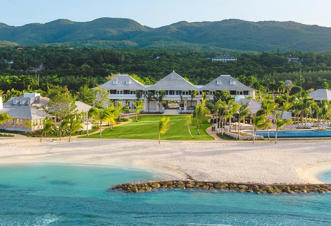 half-moon-in-montego-bay-jamaica-i-prefer